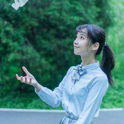 校园模特