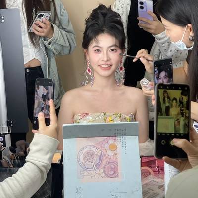 妆容模特