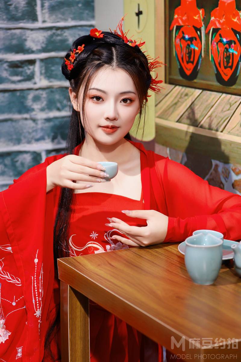 汉服模特