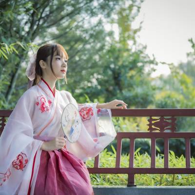 汉服模特