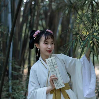 汉服模特