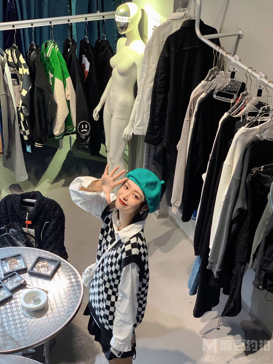 清新模特