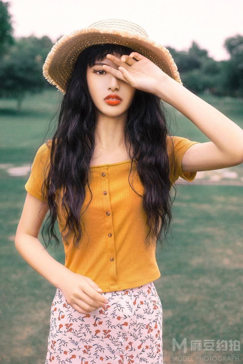 妆容模特