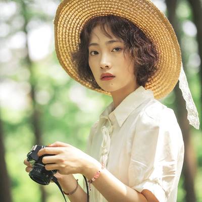 清新模特