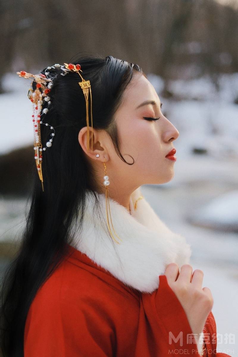 汉服模特