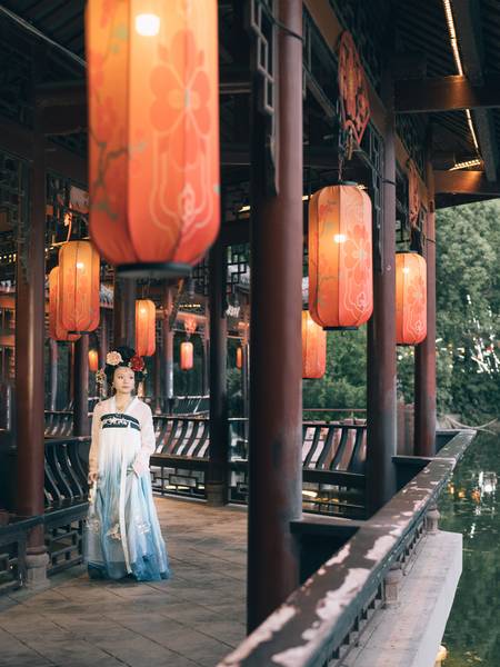 汉服模特