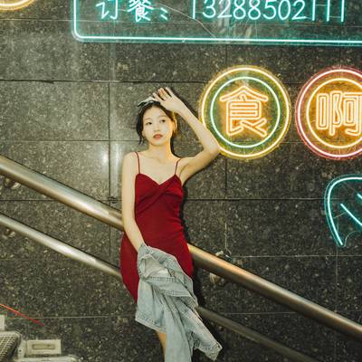 情绪模特