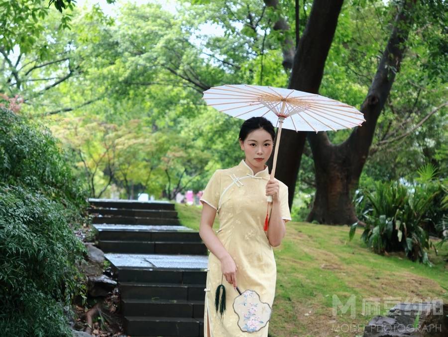民国模特