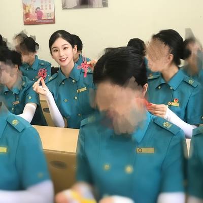 校园模特