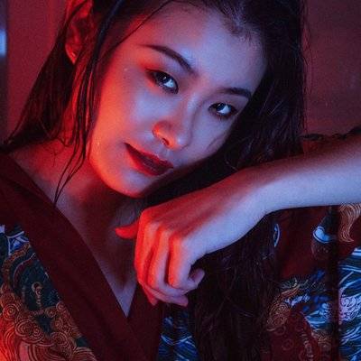 情绪模特