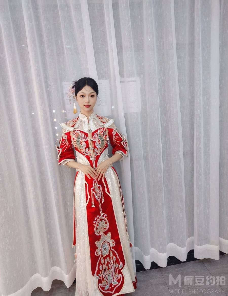 妆容模特