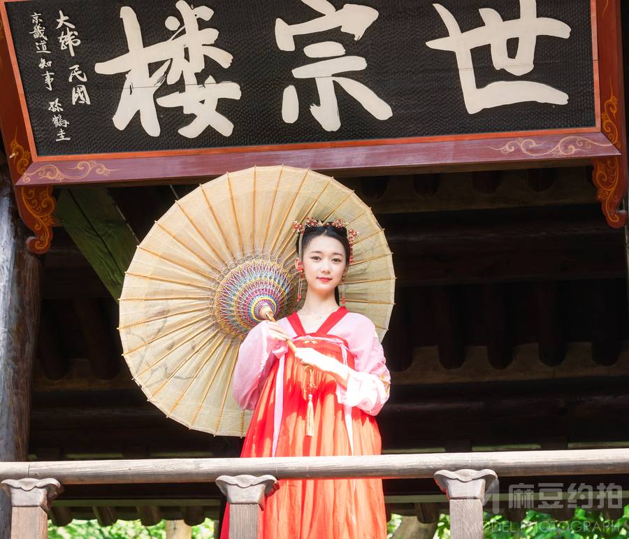 汉服模特
