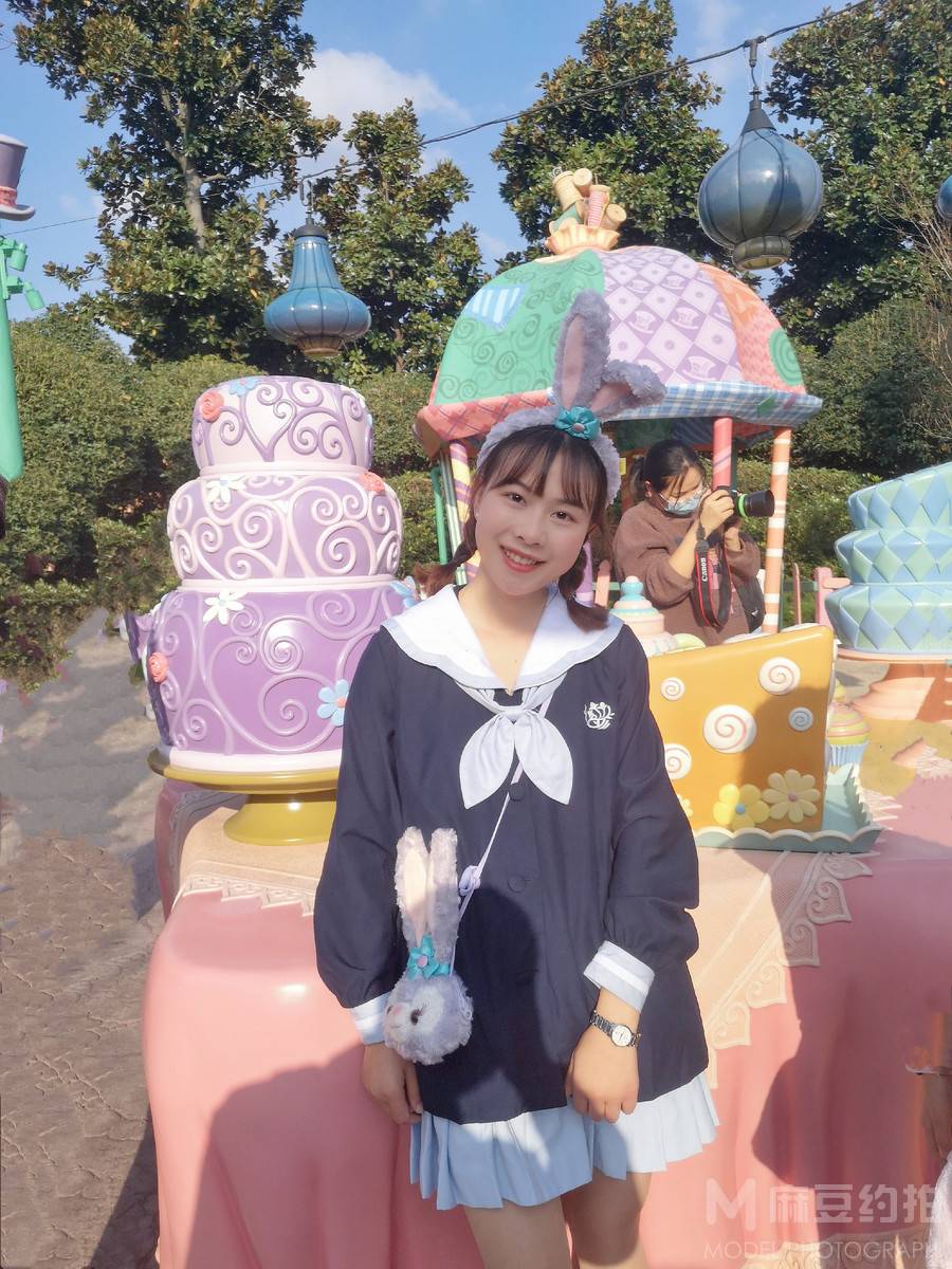 校园模特