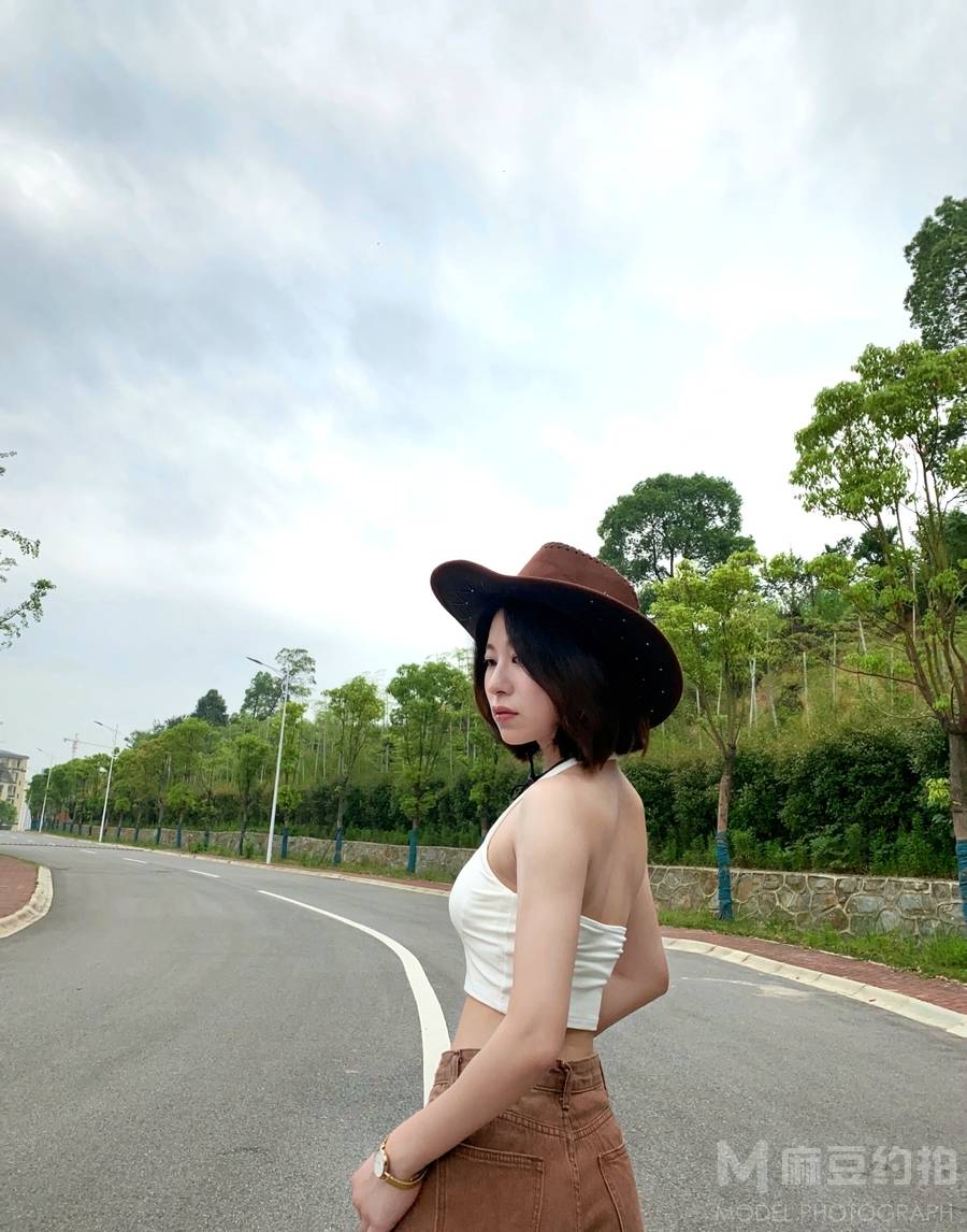 校园模特