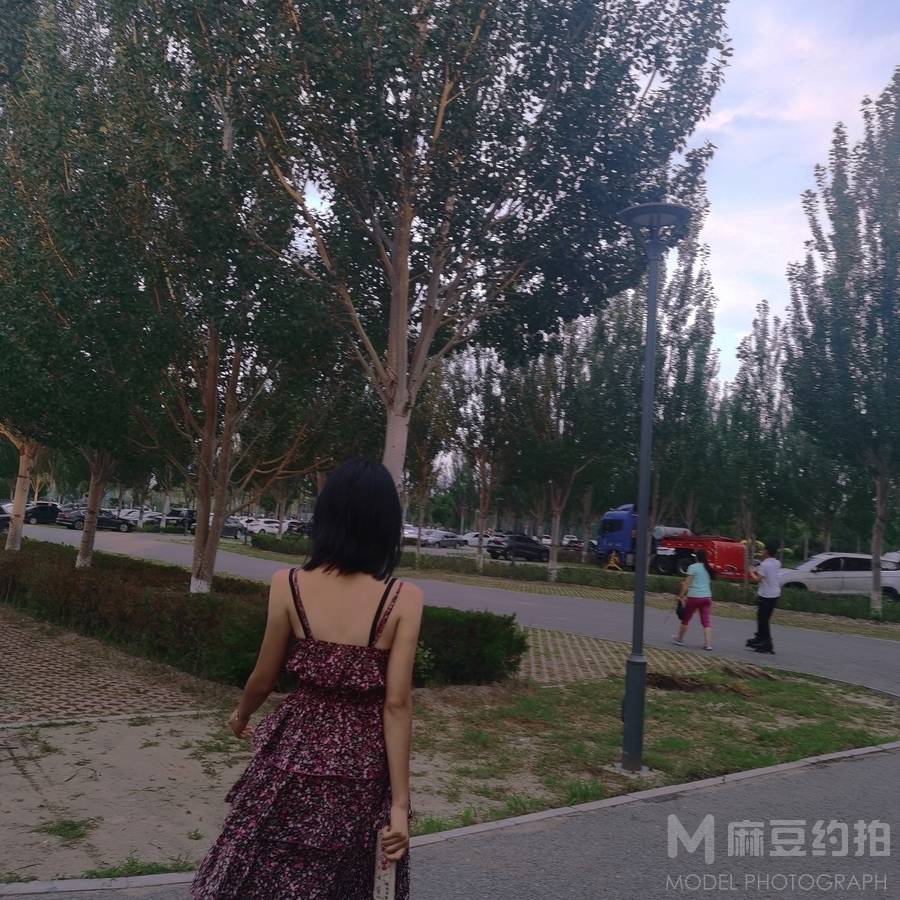 校园模特