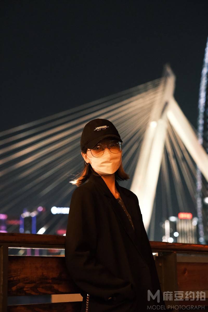 夜景模特
