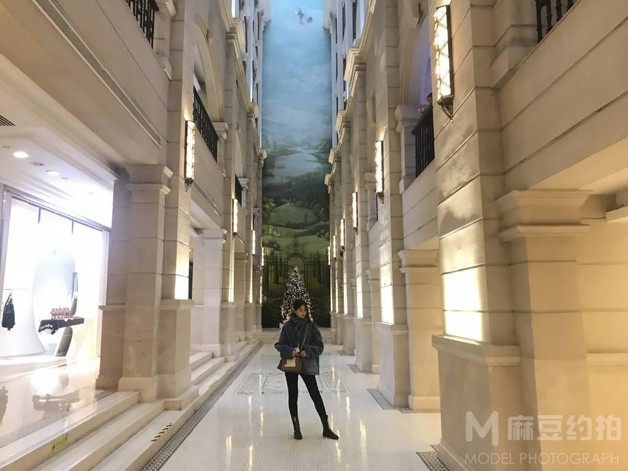 校园模特