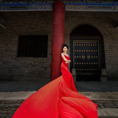 情绪模特