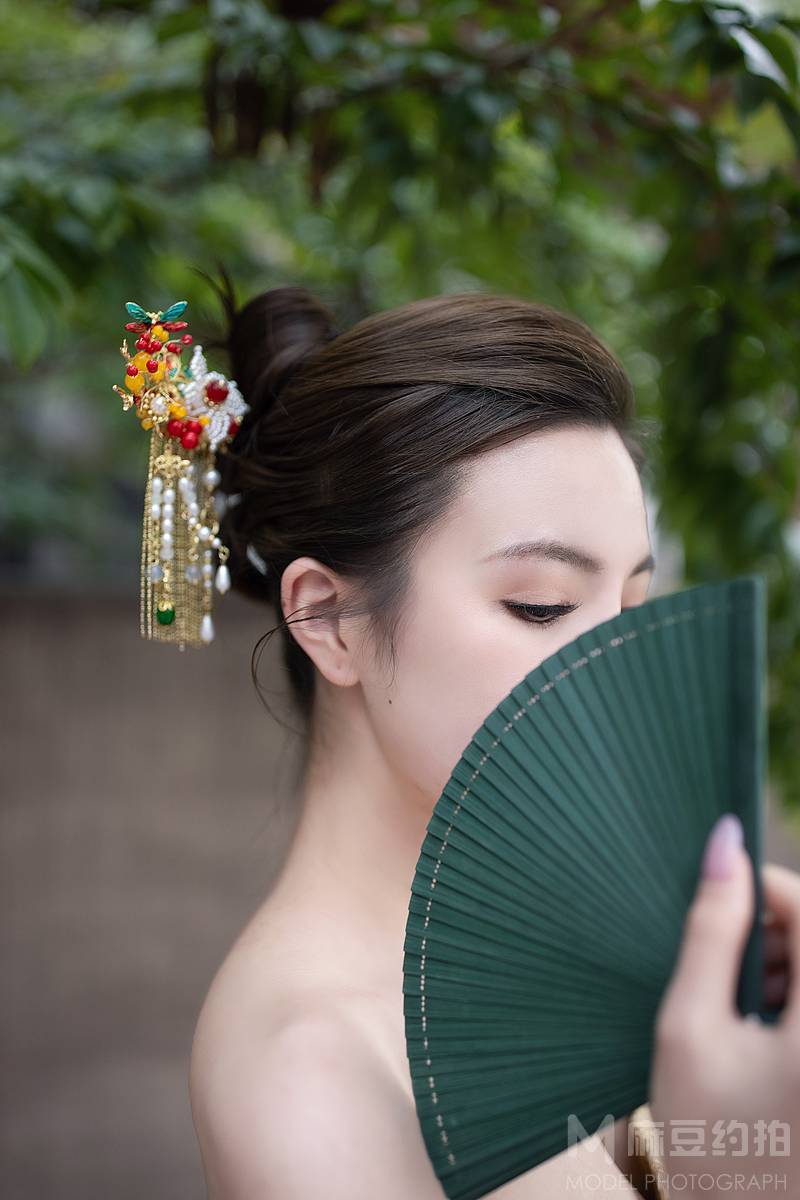 妆容模特
