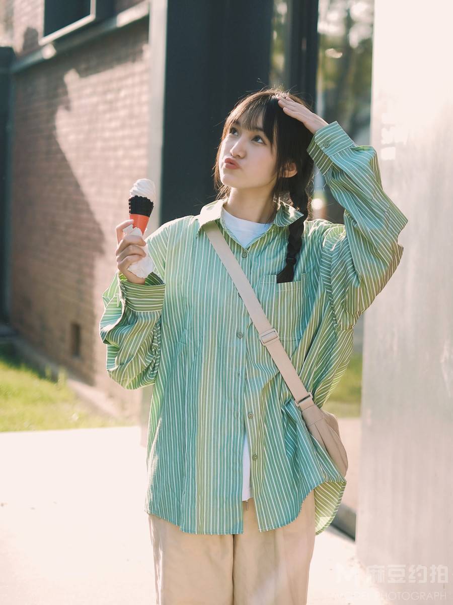 校园模特