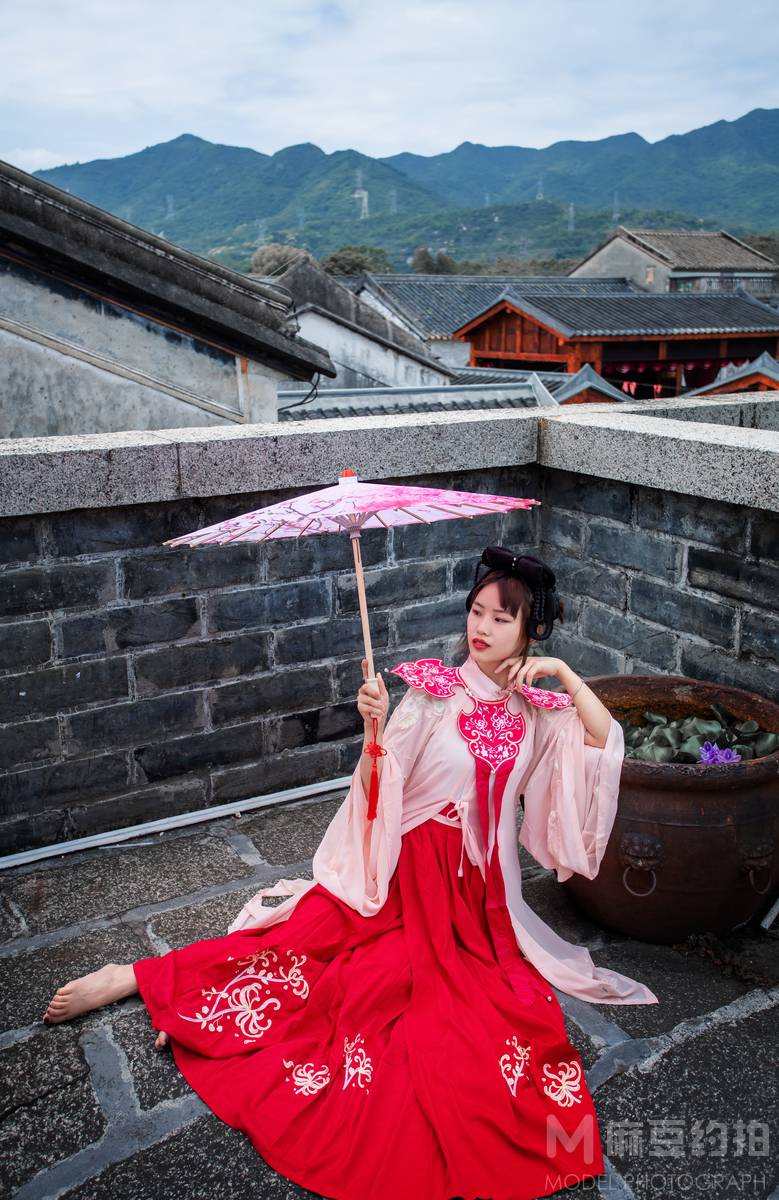 汉服模特