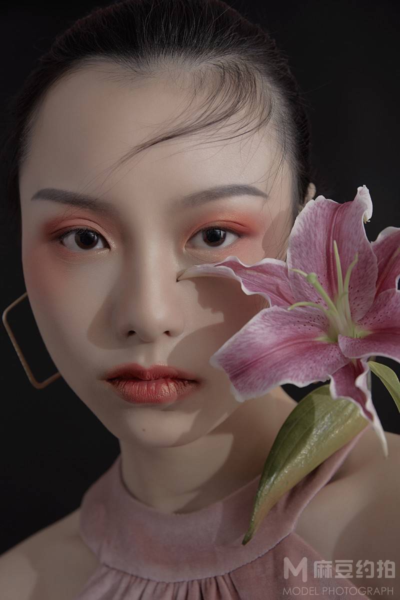 妆容模特