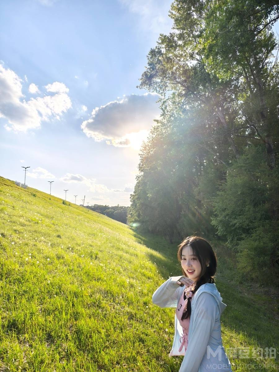校园模特