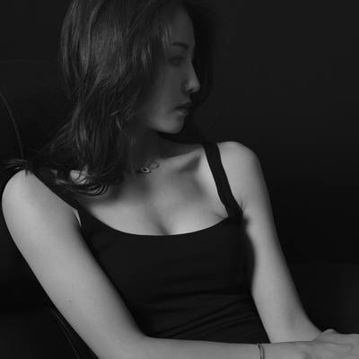 黑白模特