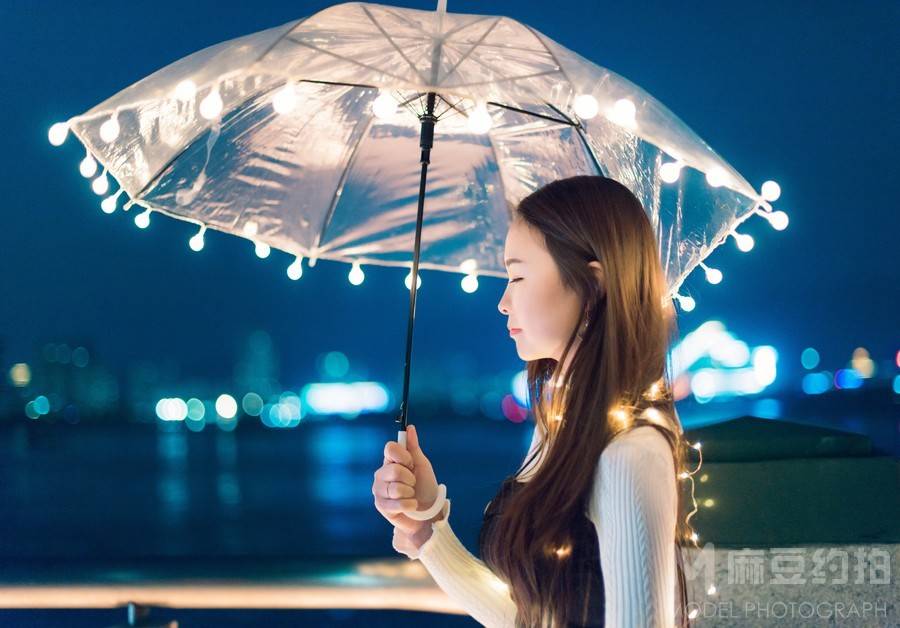 夜景模特