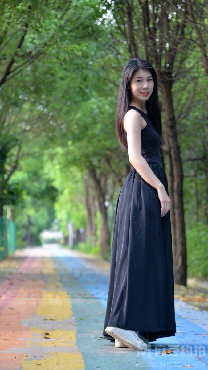 校园模特