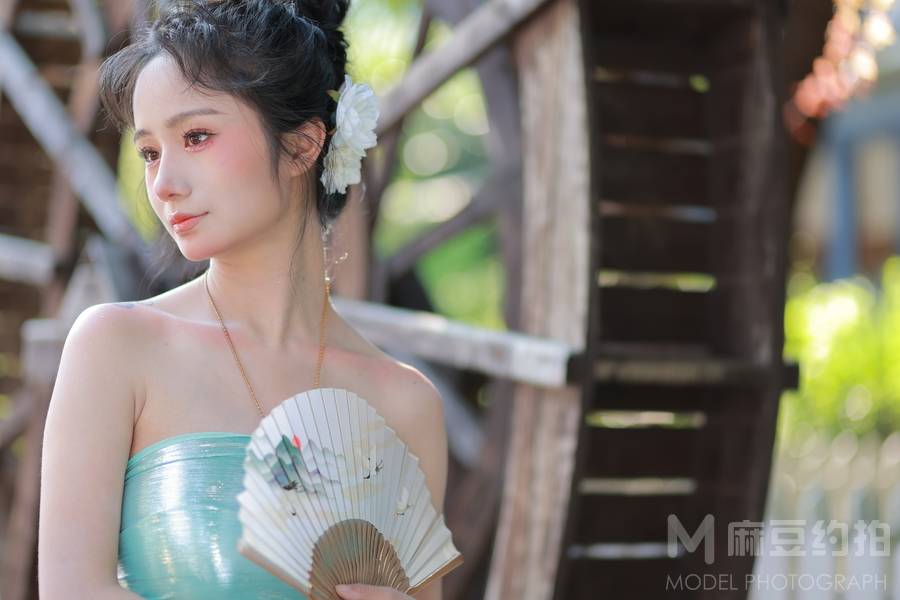 妆容模特