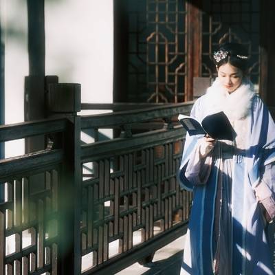 汉服模特