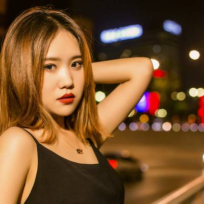 情绪模特