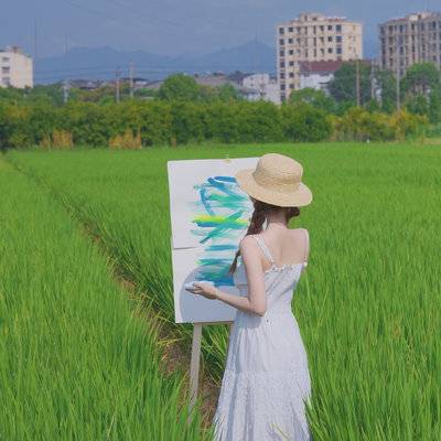 校园模特