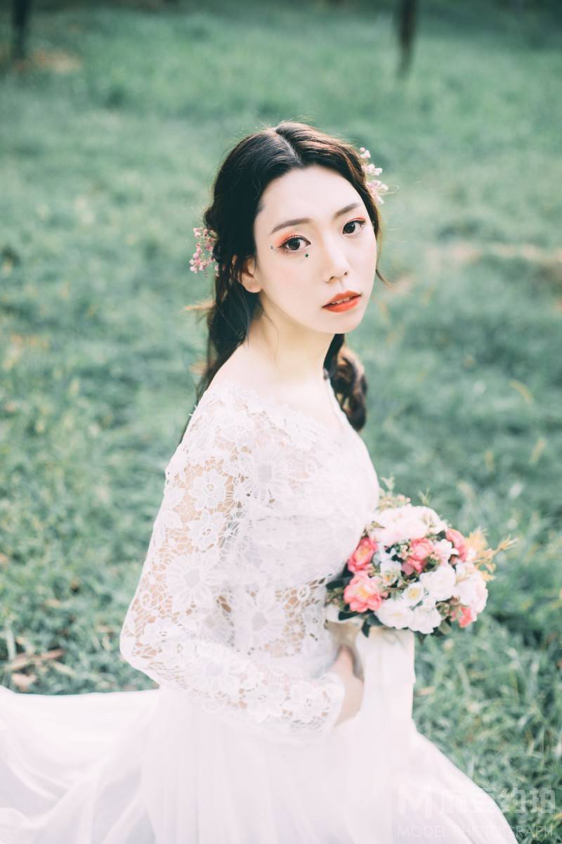 妆容模特