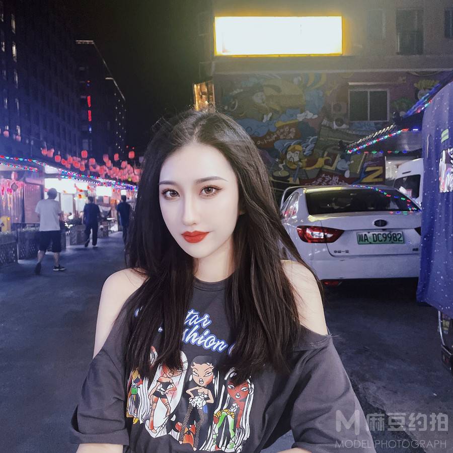 夜景模特