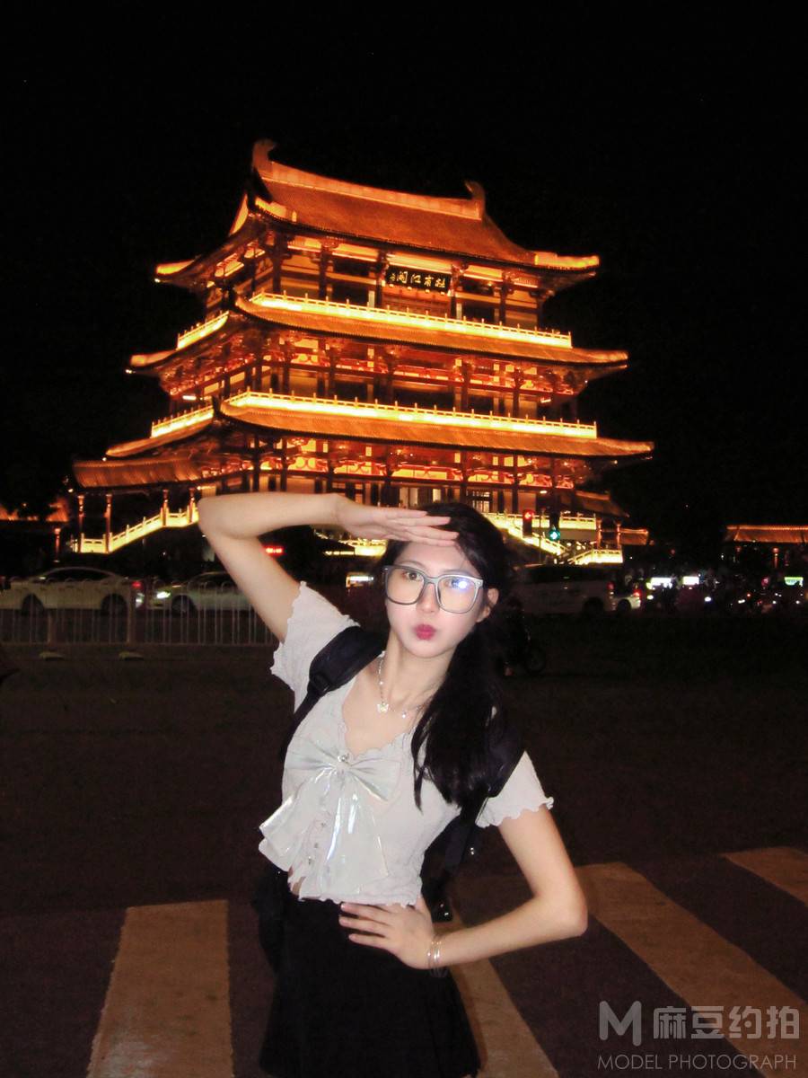 夜景模特