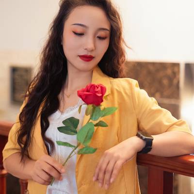 情绪模特