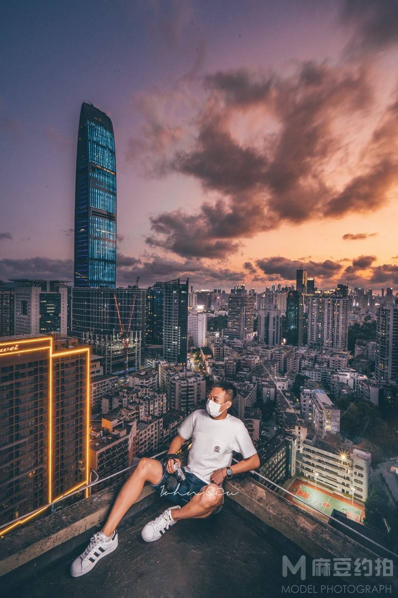 夜景模特