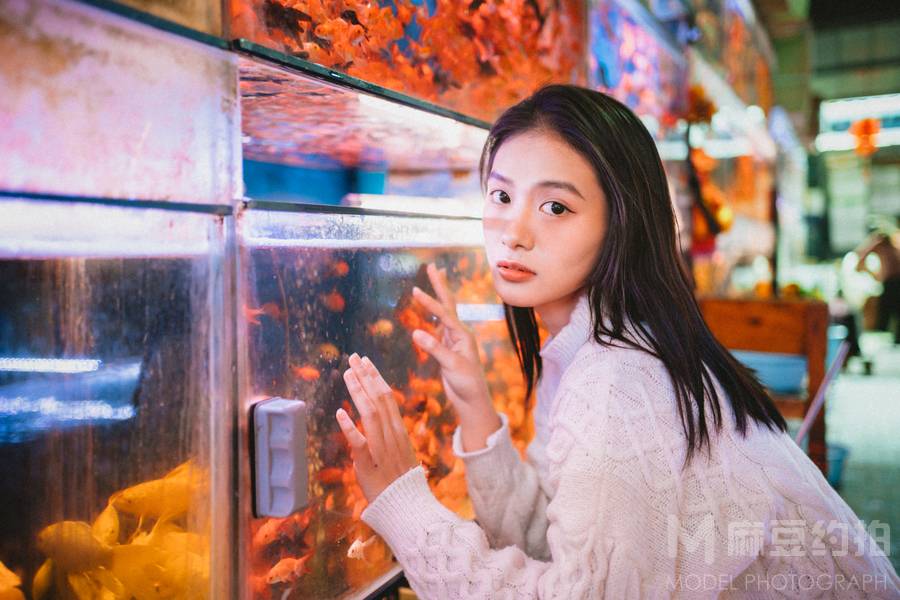 情绪模特