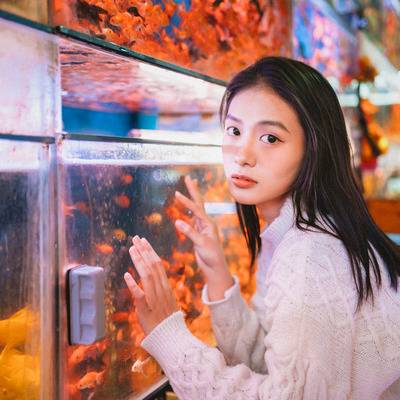 情绪模特