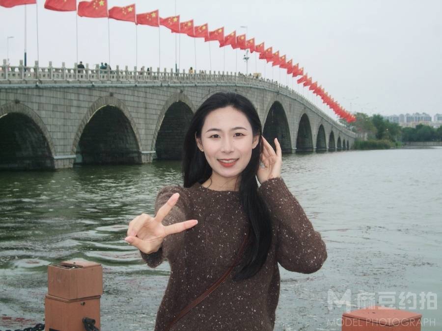 纪实模特