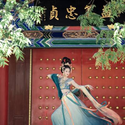汉服模特