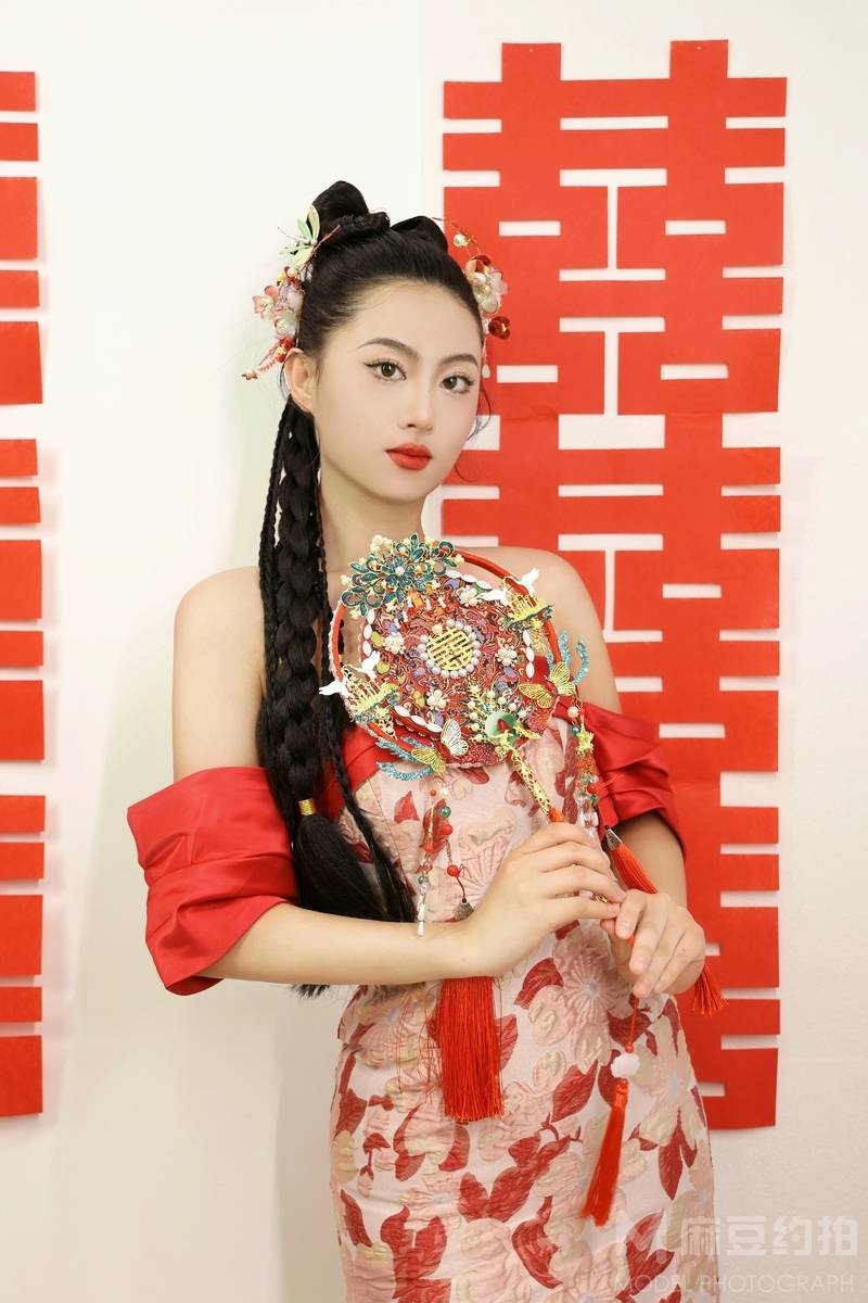 妆容模特