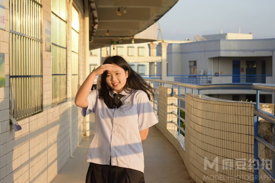 校园模特
