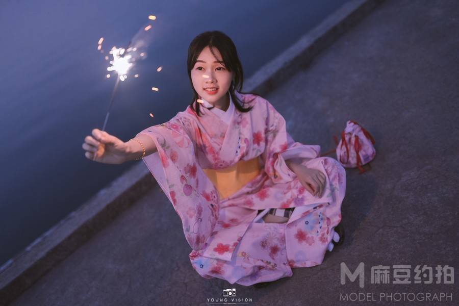 夜景模特