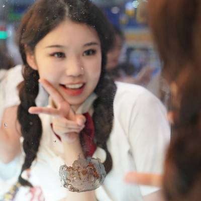 情绪模特