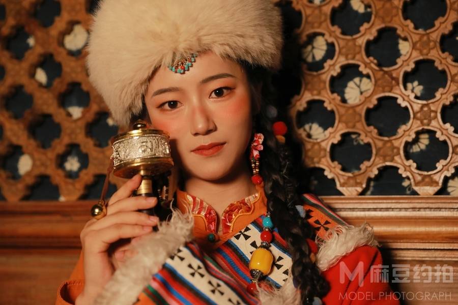 妆容模特