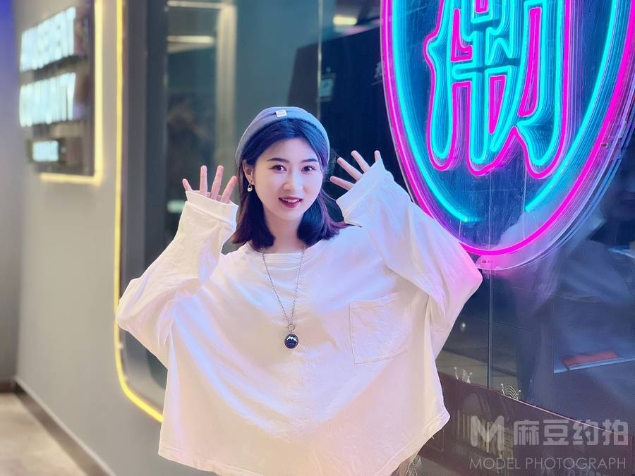 校园模特