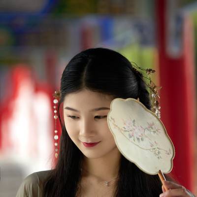 汉服模特